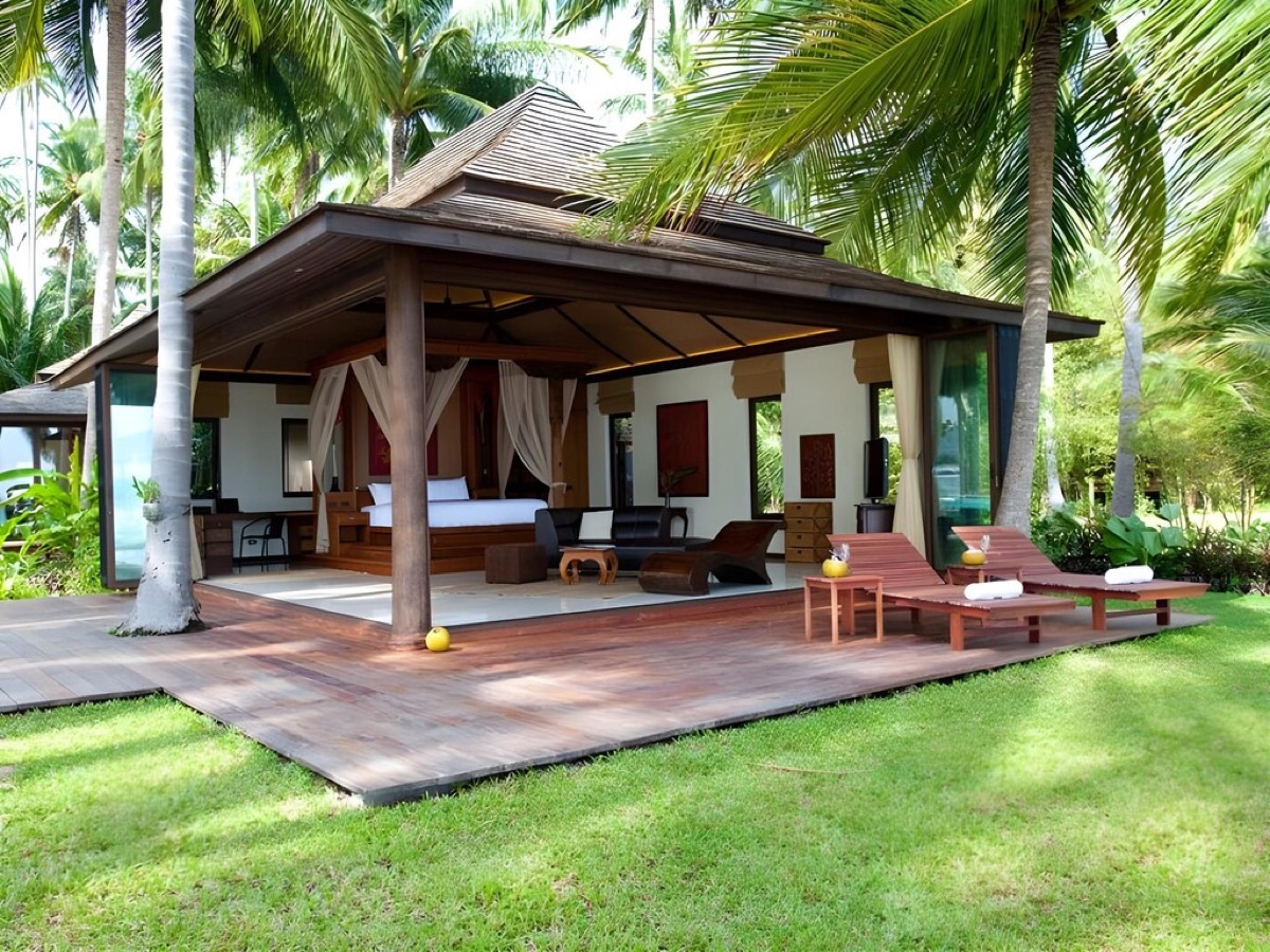 Beach Bungalows at Villa Kalyana